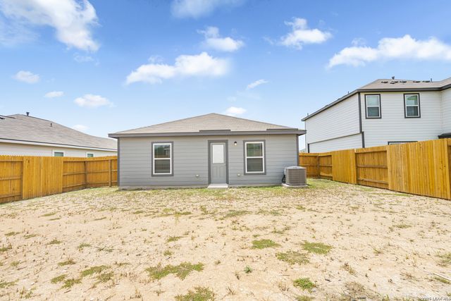 11716 Luckey Villa, San Antonio, TX 78252