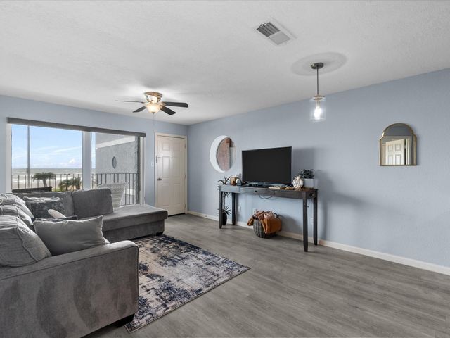 7600 Seawall Boulevard 113, Galveston, TX 77551