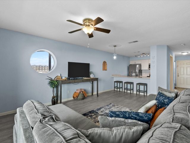 7600 Seawall Boulevard 113, Galveston, TX 77551
