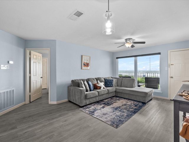 7600 Seawall Boulevard 113, Galveston, TX 77551