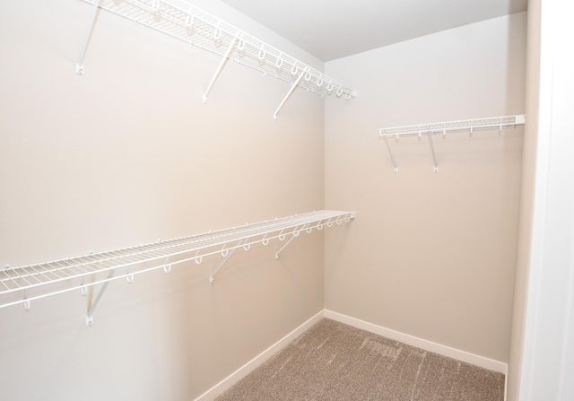 4205 Bristlecone Loop S, Fargo, ND 58104