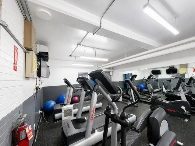 425 Riverside Dr Apt 6J, New York City, NY 10025