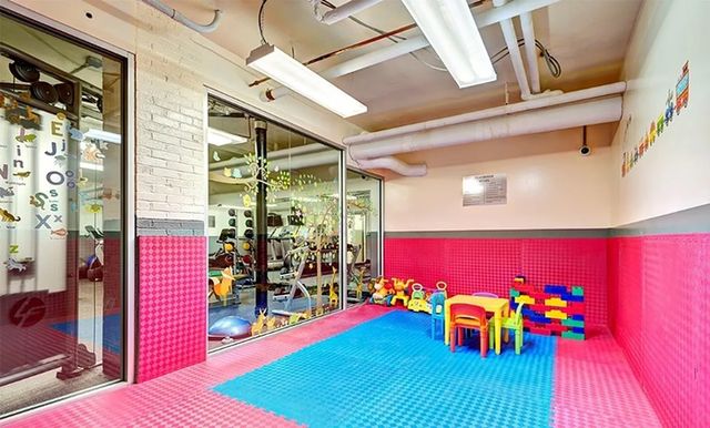 425 Riverside Dr Apt 6J, New York City, NY 10025