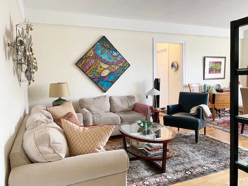 425 Riverside Dr Apt 6J, New York City, NY 10025