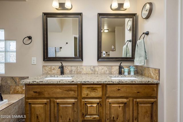 4125 Tres Infantes, Las Cruces, NM 88011