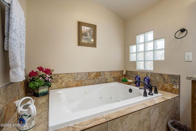 4125 Tres Infantes, Las Cruces, NM 88011