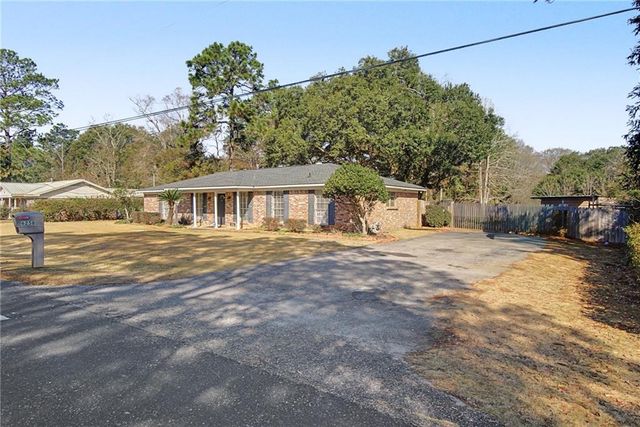 6258 Western Hills Avenue, Mobile, AL 36609