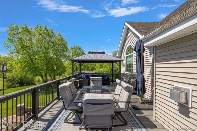 5164 Birch Lane, Springfield Charter Township, MI 48350