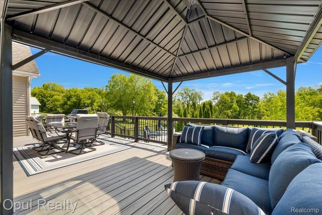 5164 Birch Lane, Springfield Charter Township, MI 48350