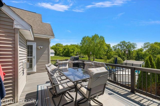 5164 Birch Lane, Springfield Charter Township, MI 48350