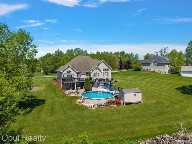5164 Birch Lane, Springfield Charter Township, MI 48350