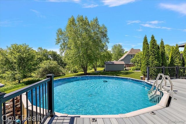 5164 Birch Lane, Springfield Charter Township, MI 48350