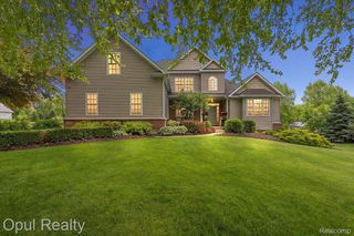 5164 Birch Lane, Springfield Charter Township, MI 48350