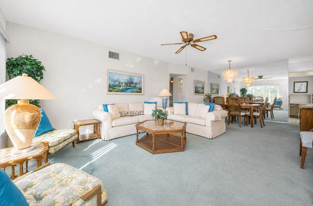2001 WORLD PARKWAY BOULEVARD 39, Clearwater, FL 33763