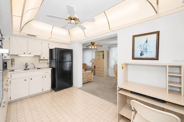 2001 WORLD PARKWAY BOULEVARD 39, Clearwater, FL 33763