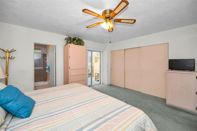 2001 WORLD PARKWAY BOULEVARD 39, Clearwater, FL 33763