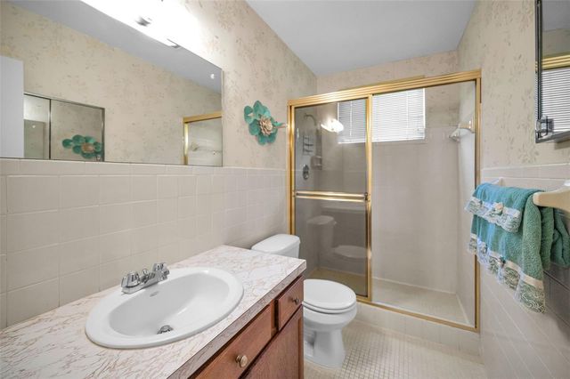 2001 WORLD PARKWAY BOULEVARD 39, Clearwater, FL 33763