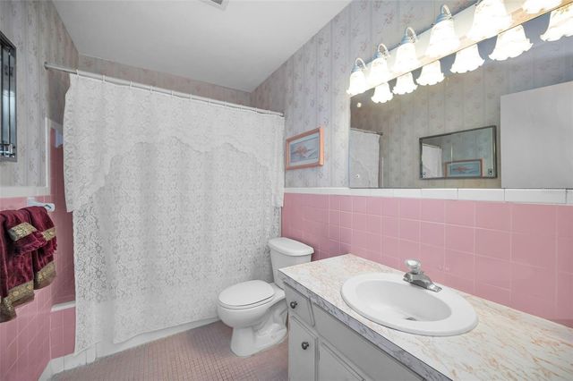 2001 WORLD PARKWAY BOULEVARD 39, Clearwater, FL 33763