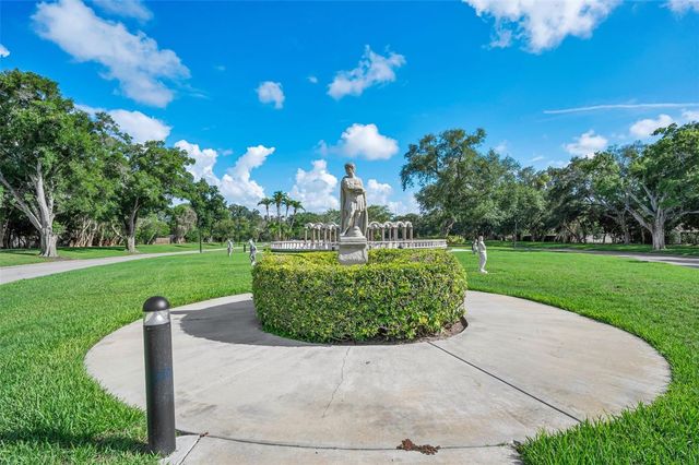 2001 WORLD PARKWAY BOULEVARD 39, Clearwater, FL 33763