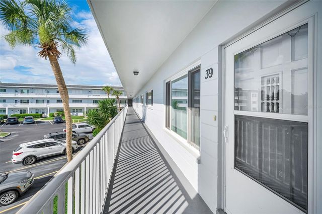 2001 WORLD PARKWAY BOULEVARD 39, Clearwater, FL 33763