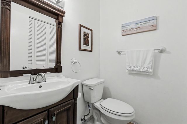 5300 Washington Street E208, Hollywood, FL 33021