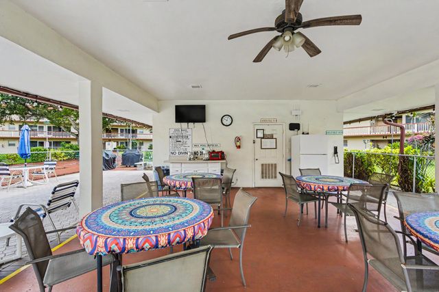5300 Washington Street E208, Hollywood, FL 33021