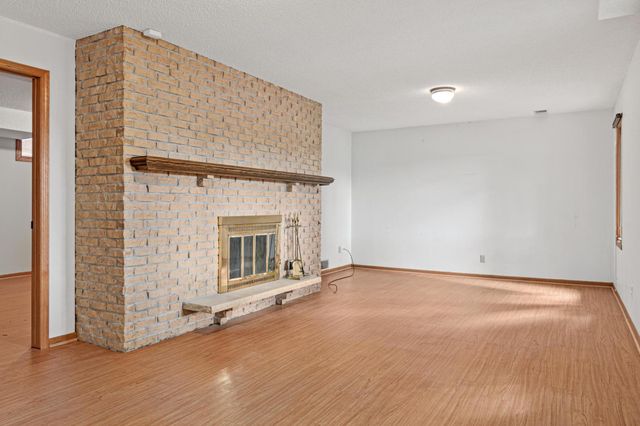 9339 Cedar Lake Road S, Saint Louis Park, MN 55426