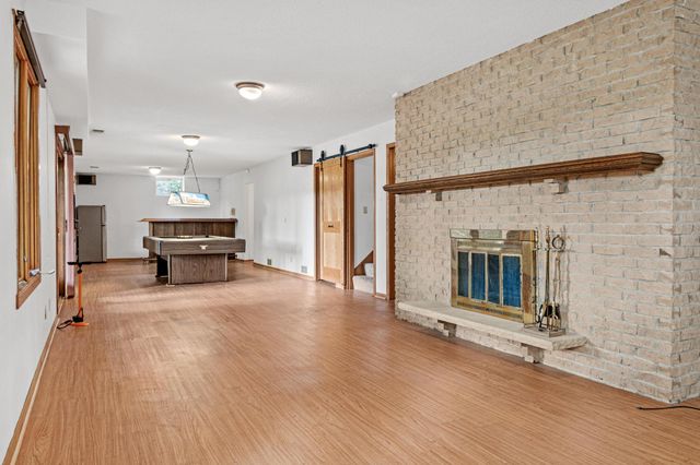 9339 Cedar Lake Road S, Saint Louis Park, MN 55426