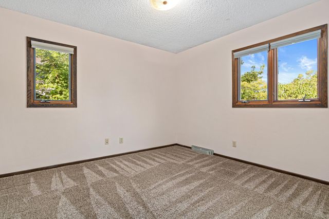 9339 Cedar Lake Road S, Saint Louis Park, MN 55426