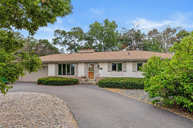 9339 Cedar Lake Road S, Saint Louis Park, MN 55426