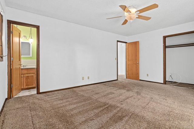 9339 Cedar Lake Road S, Saint Louis Park, MN 55426