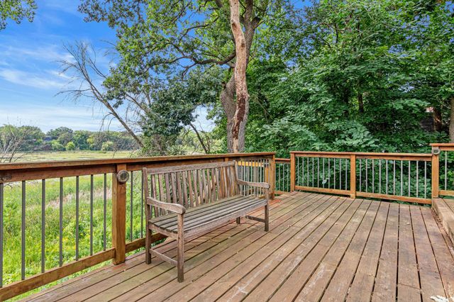 9339 Cedar Lake Road S, Saint Louis Park, MN 55426