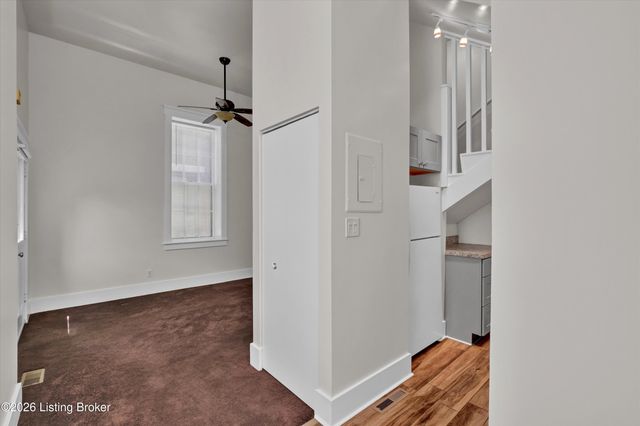 128 E Oak St APT 2, Louisville, KY 40203
