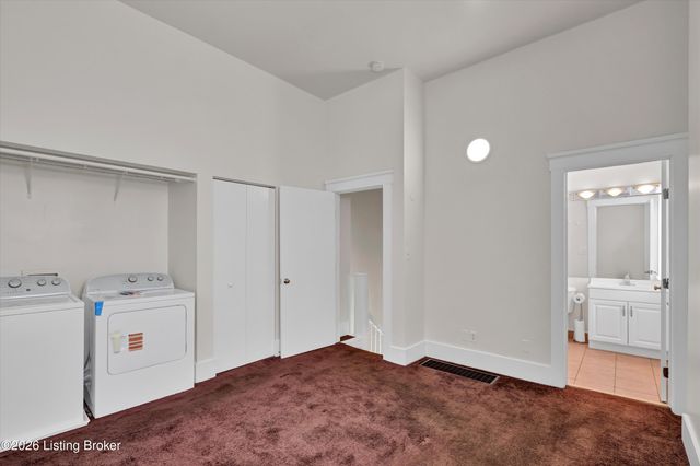 128 E Oak St APT 2, Louisville, KY 40203
