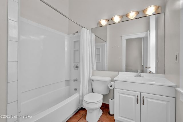 128 E Oak St APT 2, Louisville, KY 40203