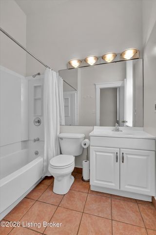 128 E Oak St APT 2, Louisville, KY 40203