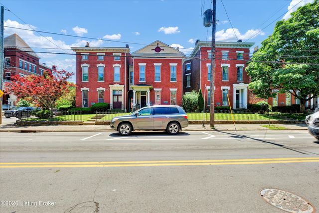 128 E Oak St APT 2, Louisville, KY 40203