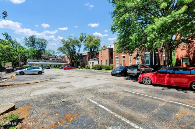 128 E Oak St APT 2, Louisville, KY 40203
