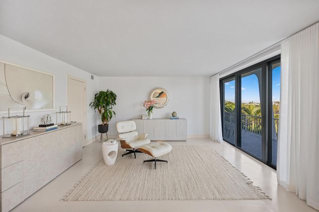 2275 S Ocean Boulevard 307n & C10n, Palm Beach, FL 33480