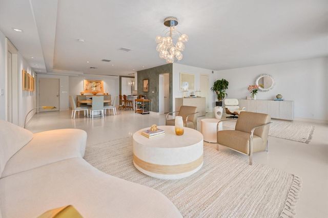 2275 S Ocean Boulevard 307n & C10n, Palm Beach, FL 33480