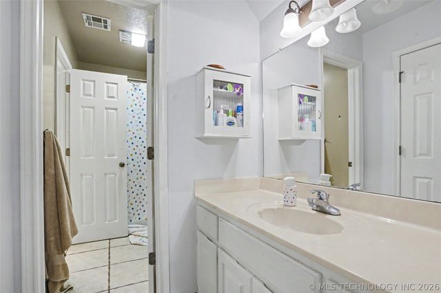 113 S Aster Avenue, Broken Arrow, OK 74012