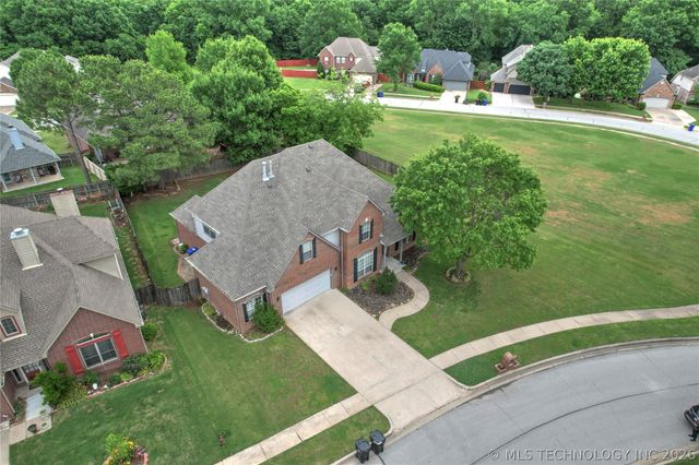113 S Aster Avenue, Broken Arrow, OK 74012