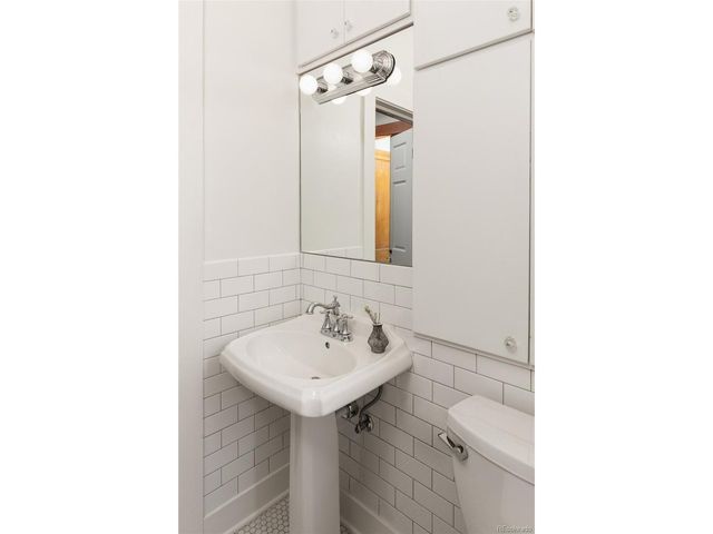 809 Madison St, Denver, CO 80206