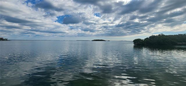 1515 PINELLAS BAYWAY S 30, St Petersburg, FL 33715