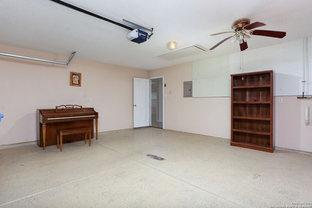 4023 BULVERDE PKWY, San Antonio, TX 78259