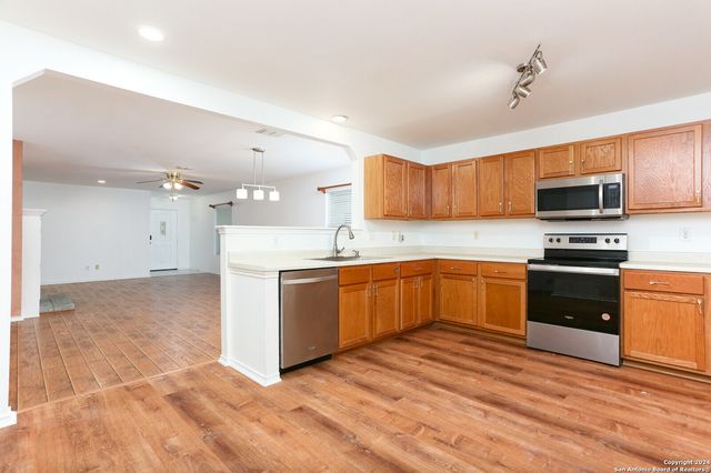 4023 BULVERDE PKWY, San Antonio, TX 78259