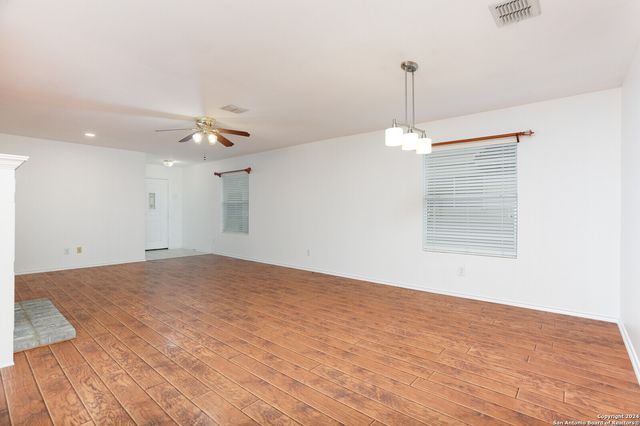 4023 BULVERDE PKWY, San Antonio, TX 78259