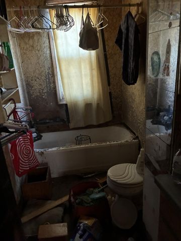 2024 25th Avenue N, Minneapolis, MN 55411