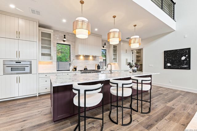 103 LAKEVIEW BLVD, New Braunfels, TX 78130