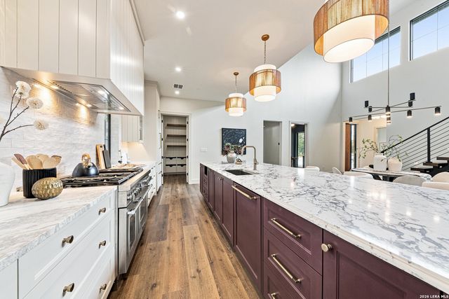 103 LAKEVIEW BLVD, New Braunfels, TX 78130